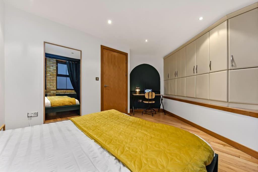 Spacious 2 Bed Urban Jungle Flat, Central Londen Buitenkant foto